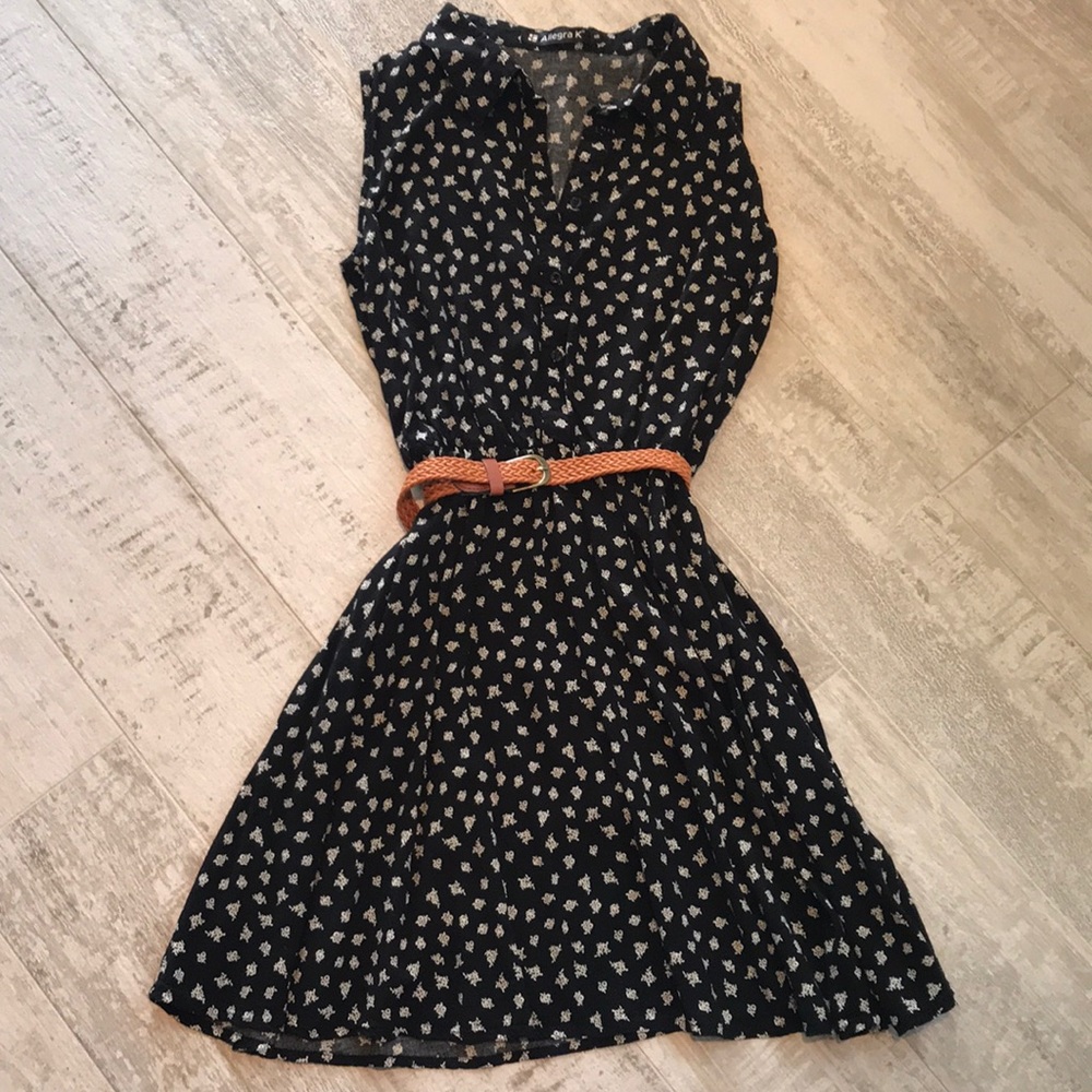 LIKE NEW Swing dress